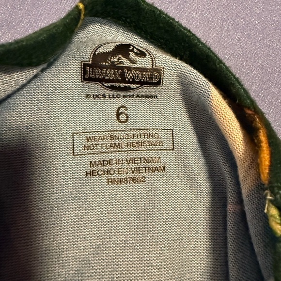 Jurassic World Ninja Green and Yellow Pajama Set with Dinosaur Theme - Picture 4 of 4